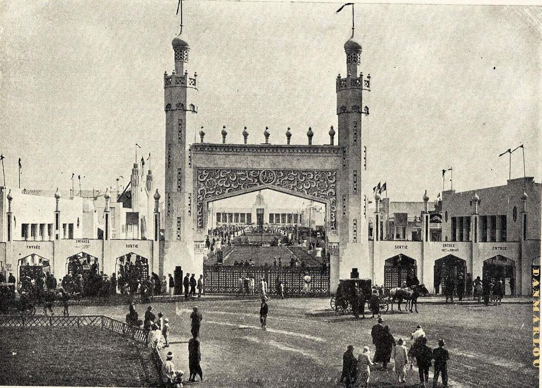 DE pb- Exposition 1930- 012.JPG